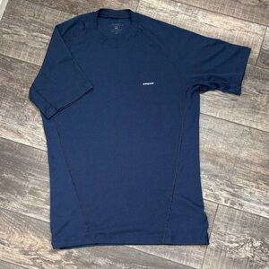 Men’s Patagonia Dark Blue Textured Shirt